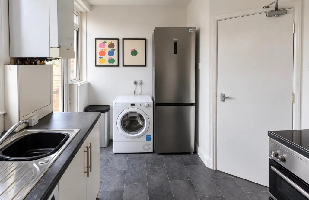 4 bedroom detached house for rent