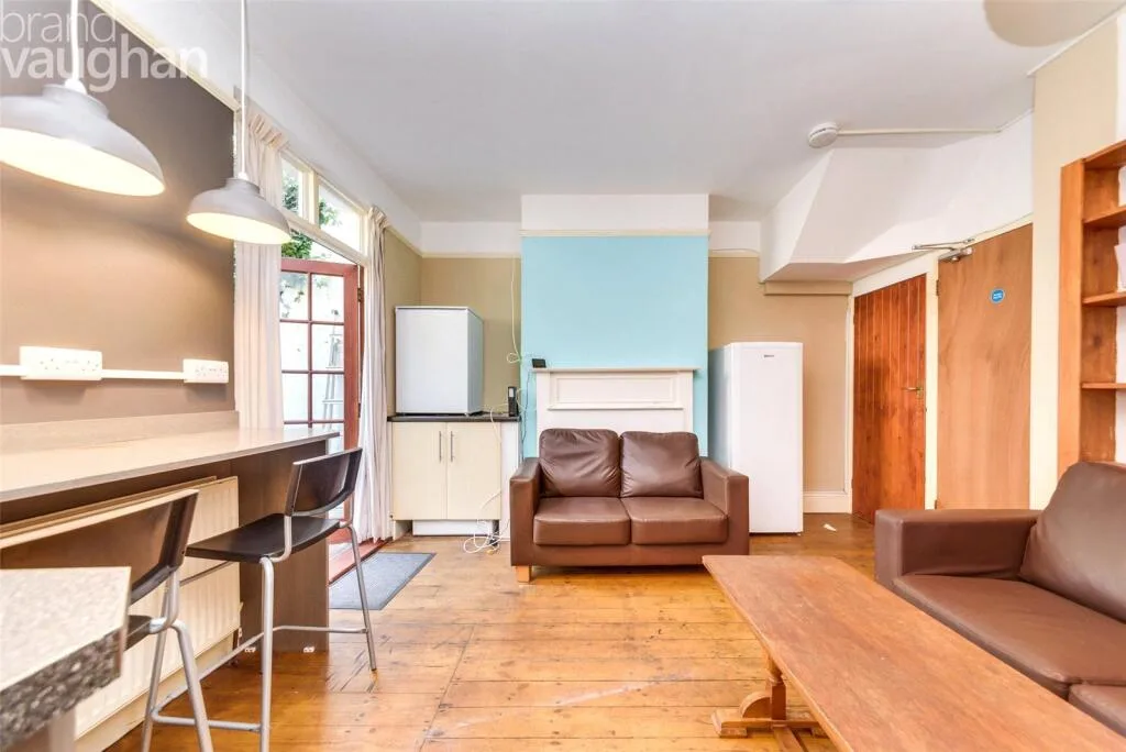 4 bedroom terraced house for rent