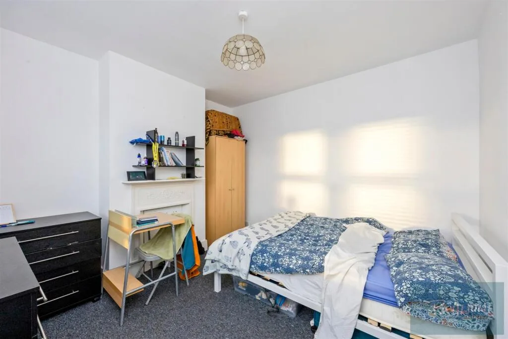4 bedroom terraced house for rent
