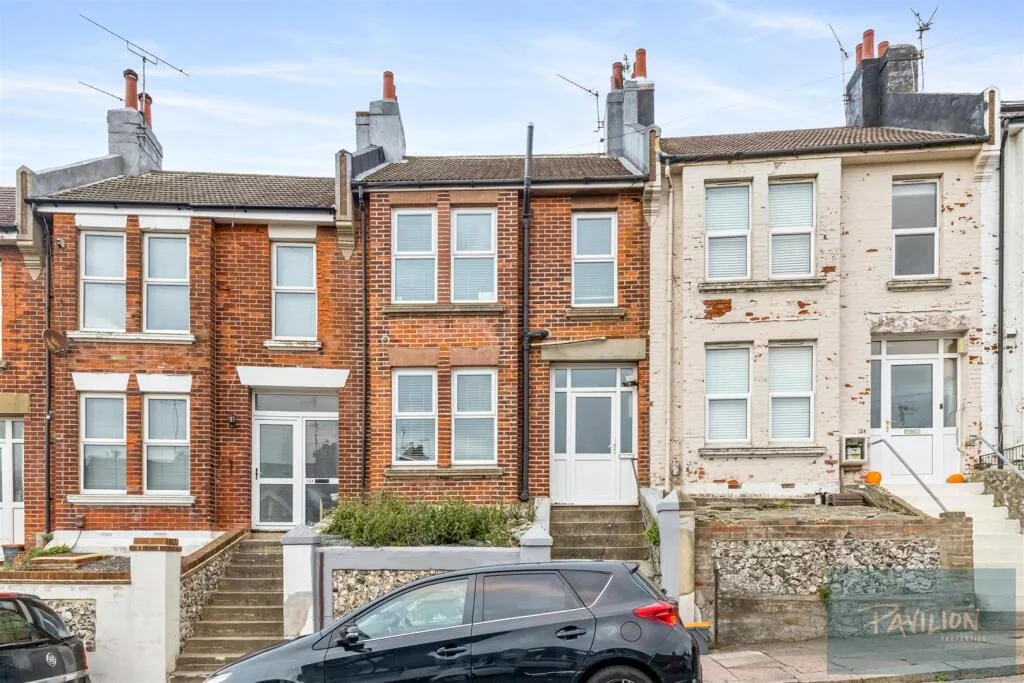 4 bedroom terraced house for rent