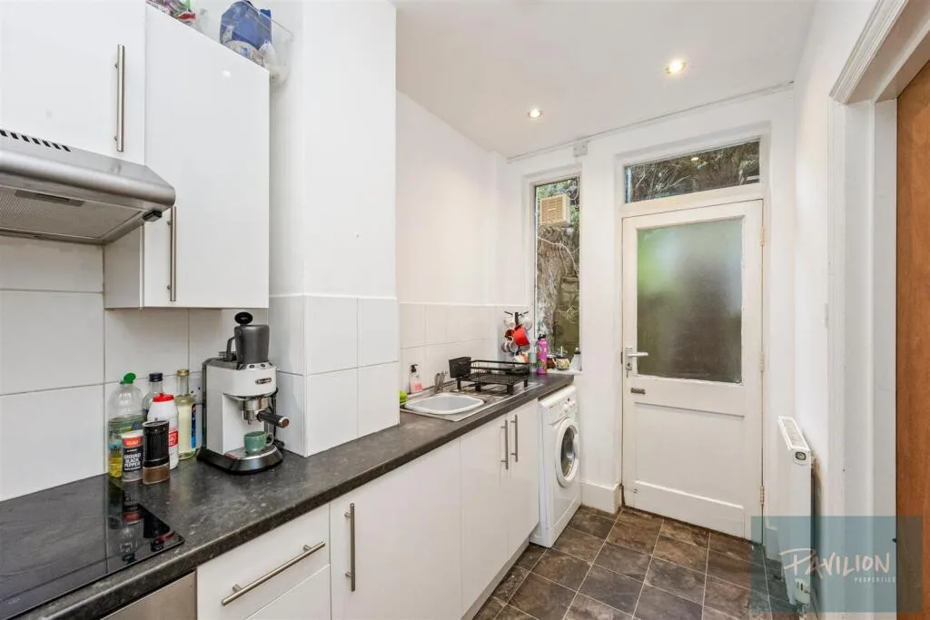 4 bedroom terraced house for rent