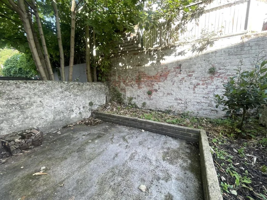 4 bedroom terraced house for rent