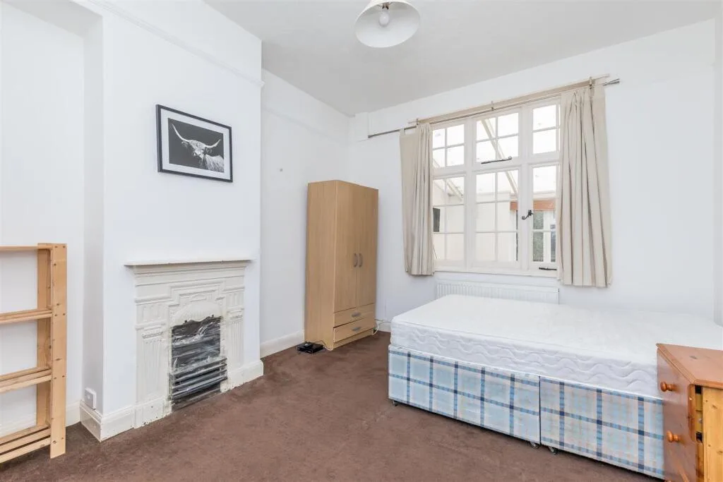 4 bedroom terraced house for rent