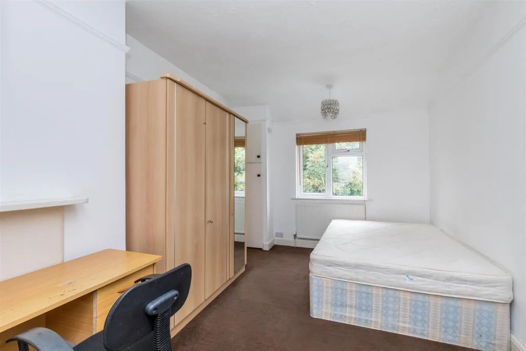 4 bedroom terraced house for rent