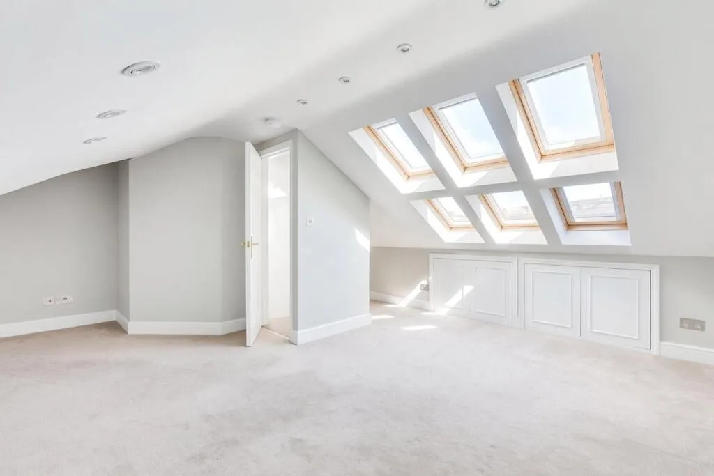 5 bedroom terraced house for rent