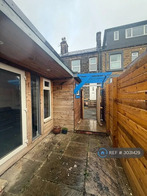 2 bedroom terraced house for rent