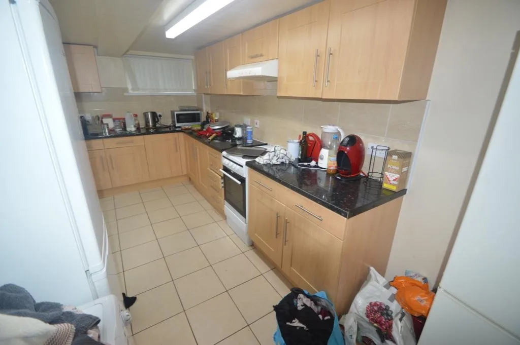 7 bedroom house for rent