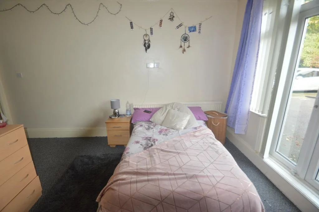 7 bedroom house for rent