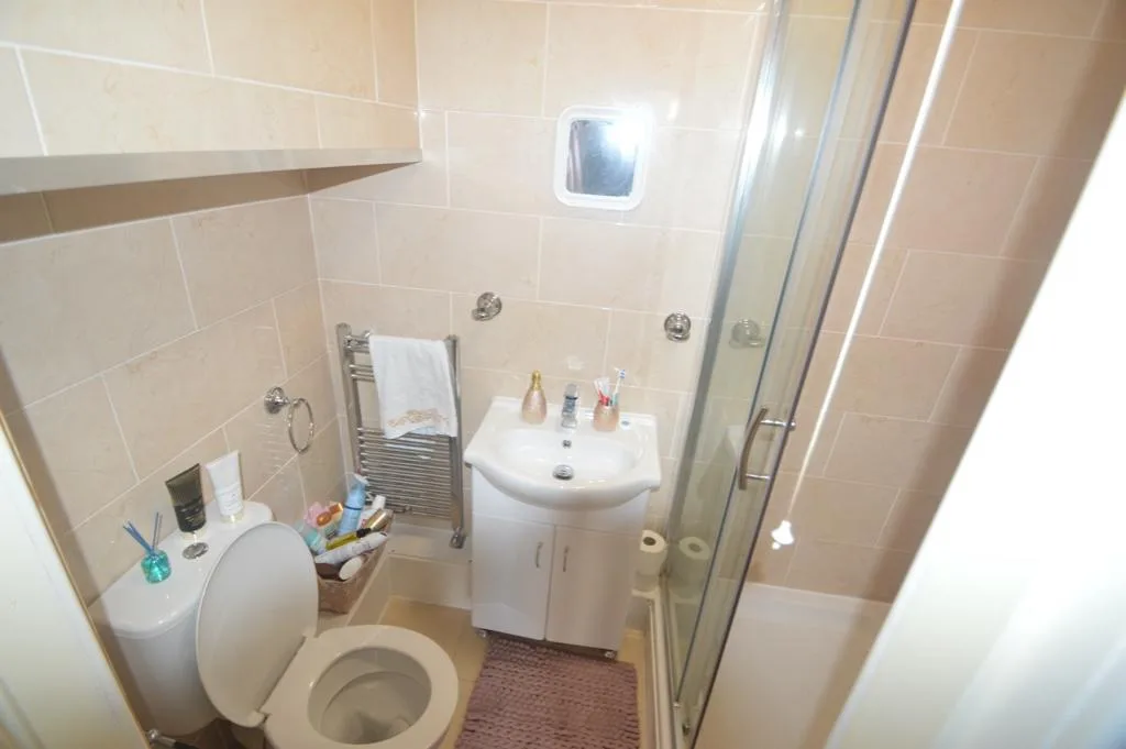 7 bedroom house for rent