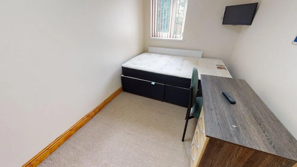 7 bedroom house for rent