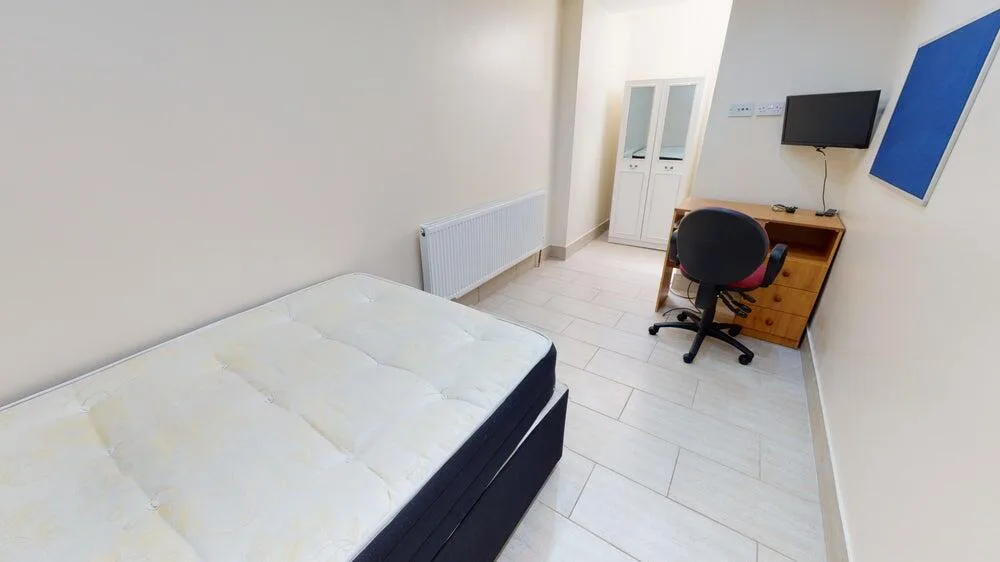 7 bedroom house for rent