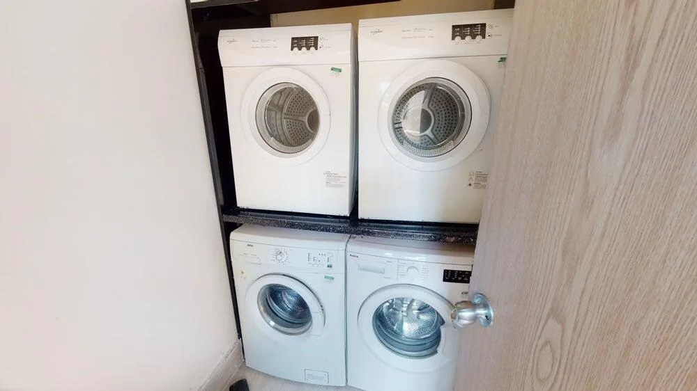 7 bedroom house for rent
