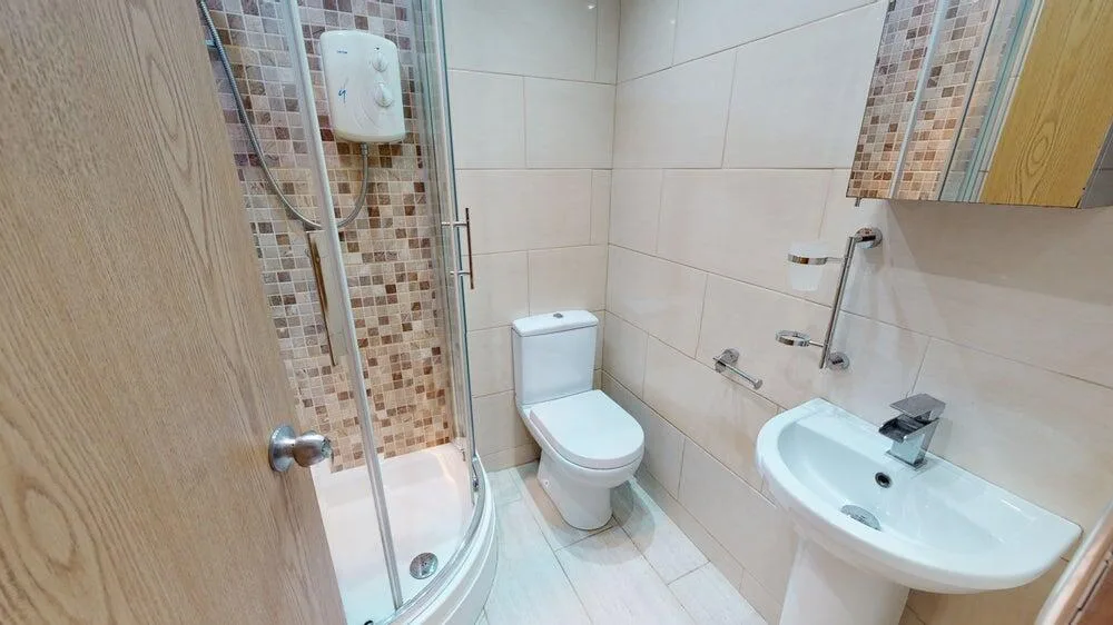 7 bedroom house for rent