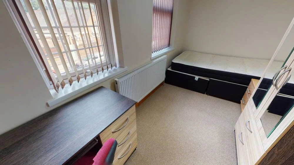 7 bedroom house for rent