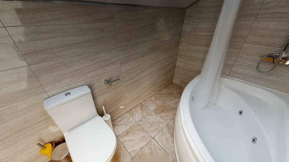7 bedroom house for rent