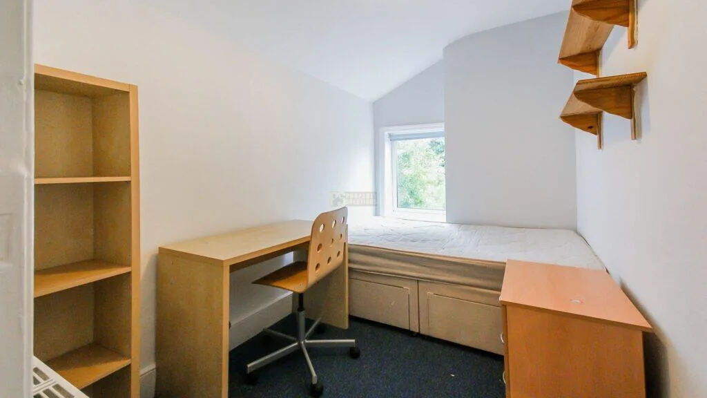 4 bedroom terraced house for rent