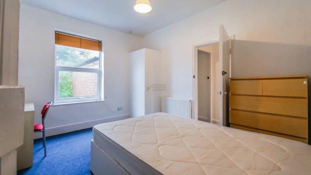 4 bedroom terraced house for rent