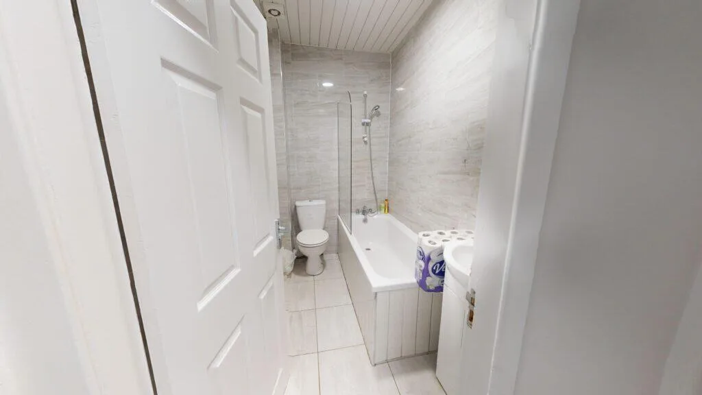 5 bedroom house for rent