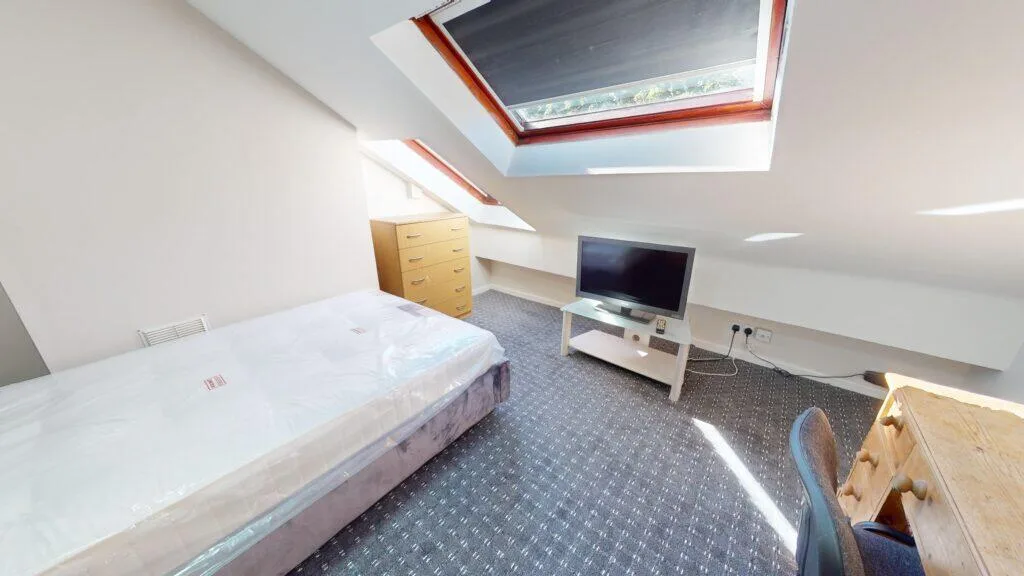 5 bedroom house for rent