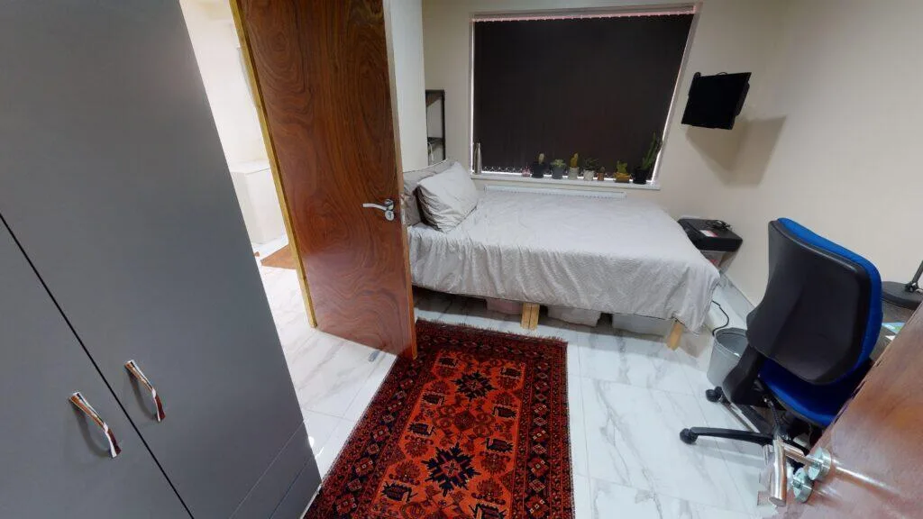 9 bedroom terraced house for rent
