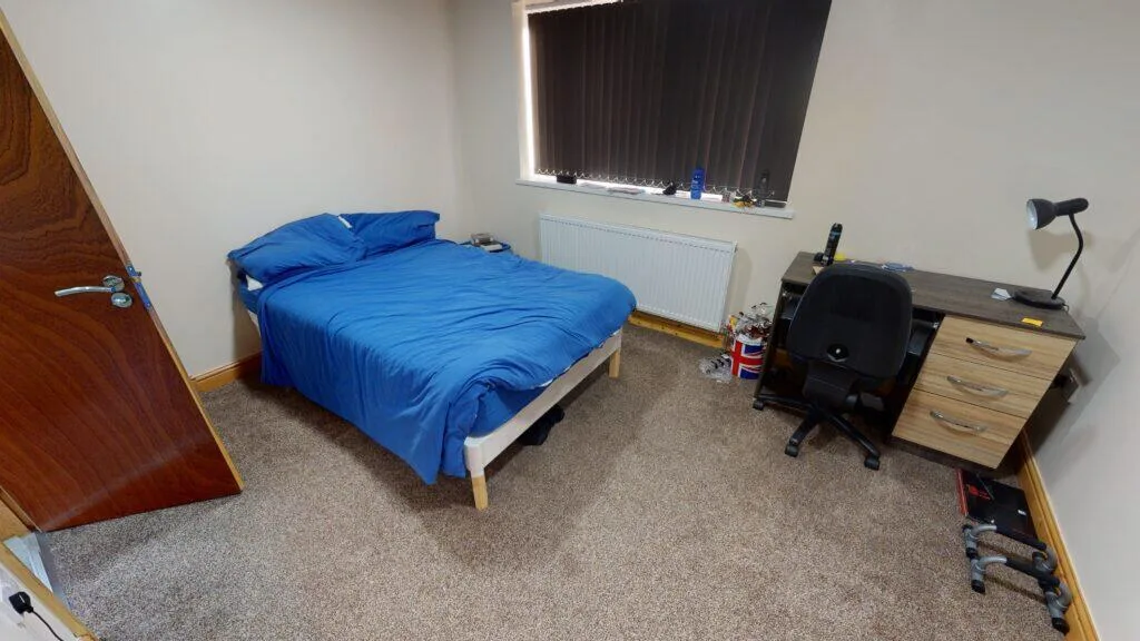 9 bedroom terraced house for rent