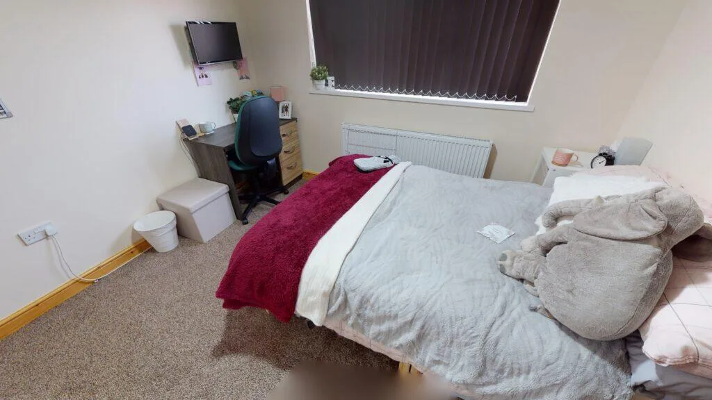 9 bedroom terraced house for rent