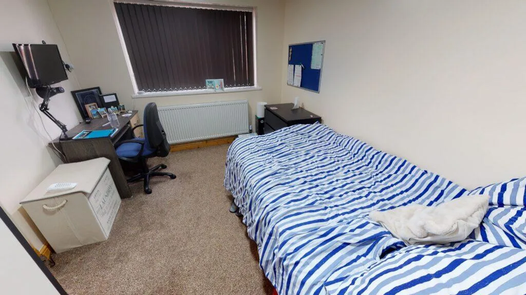 9 bedroom terraced house for rent