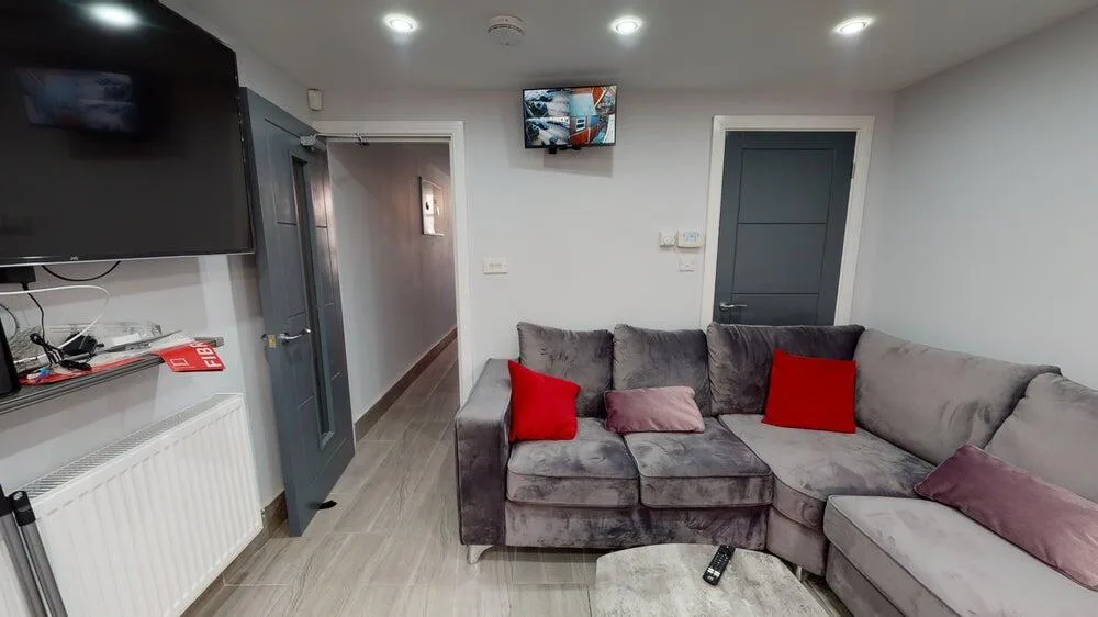 5 bedroom house for rent