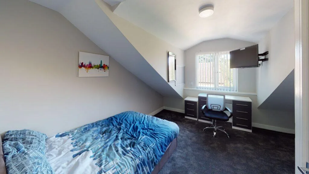 6 bedroom house for rent