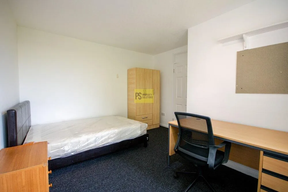 4 bedroom terraced house for rent