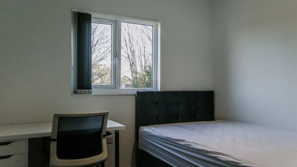 6 bedroom terraced house for rent