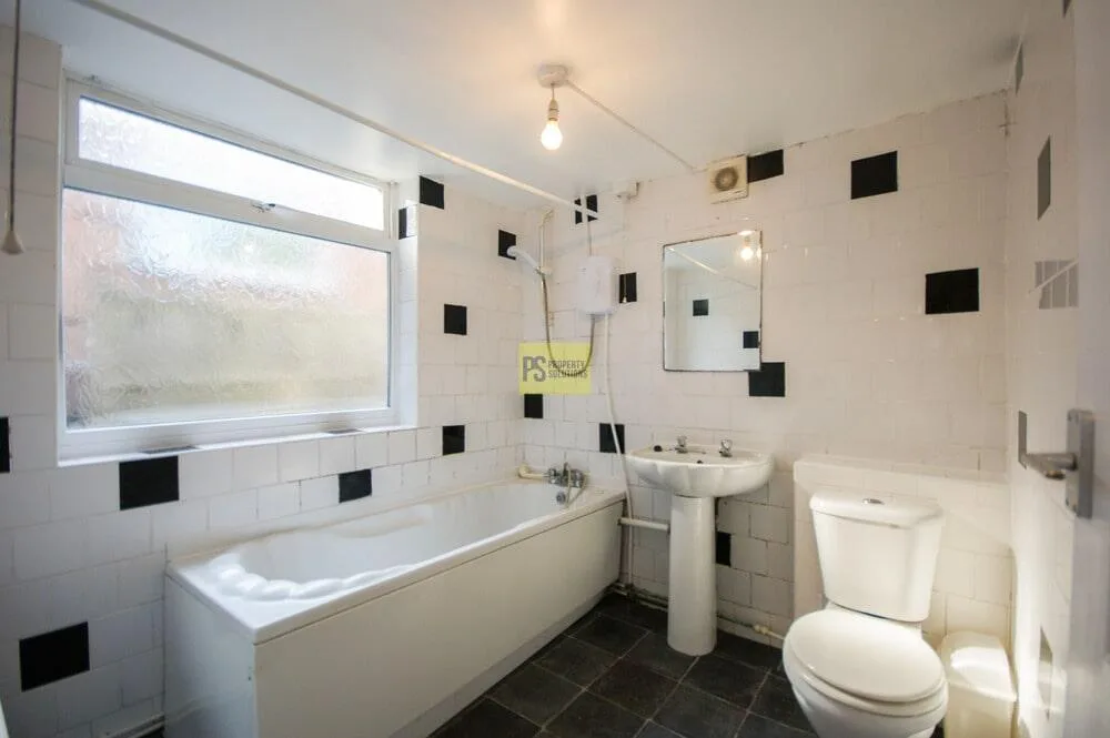 4 bedroom terraced house for rent