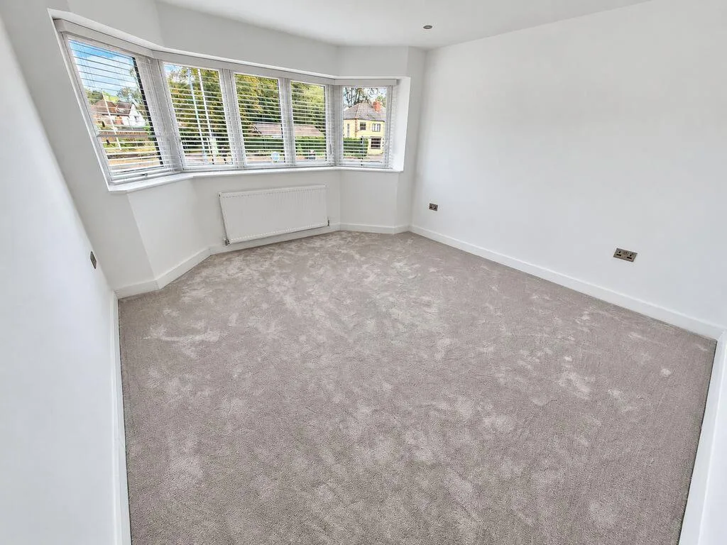 5 bedroom detached house for rent