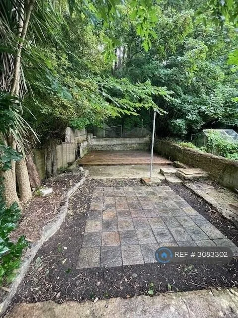 7 bedroom terraced house for rent