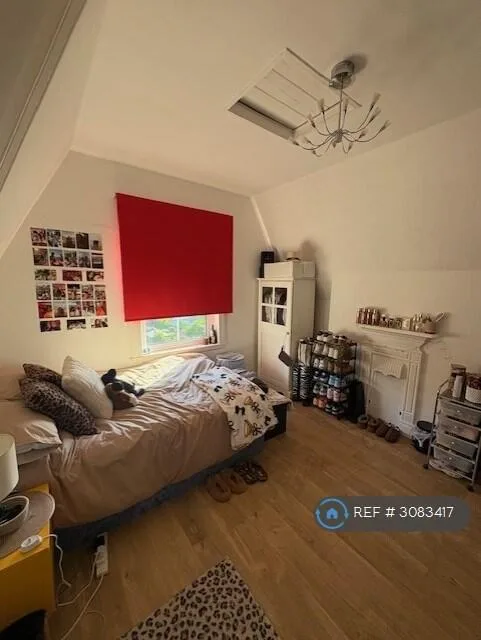 6 bedroom semi-detached house for rent