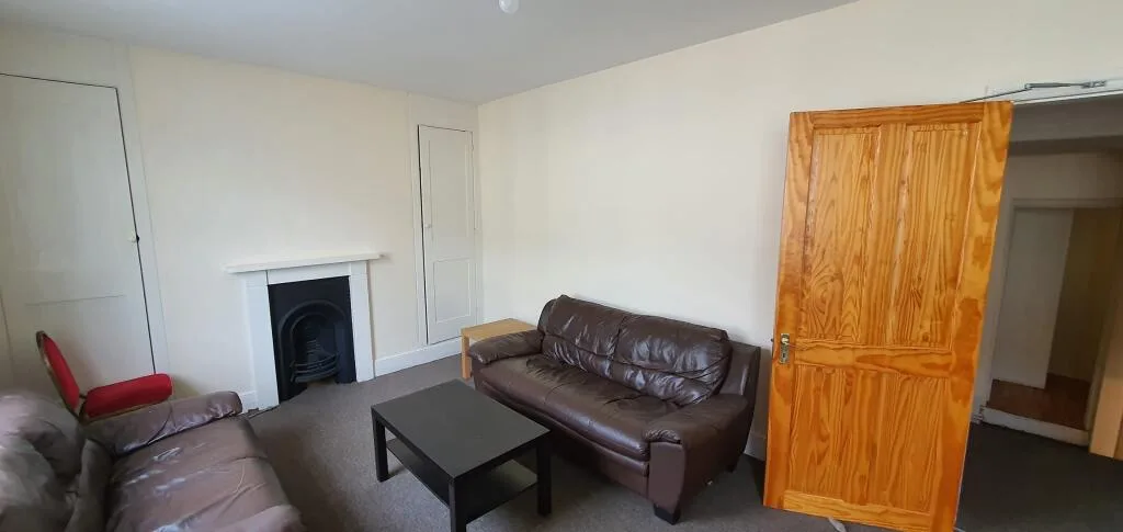 4 bedroom terraced house for rent