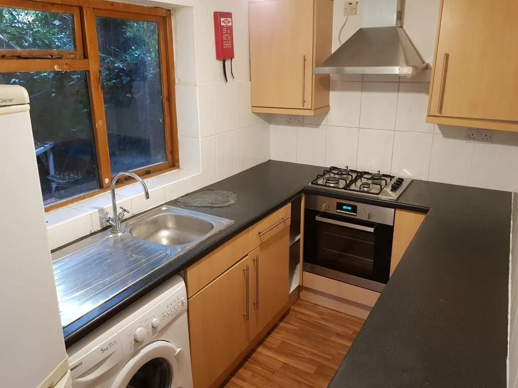 4 bedroom terraced house for rent