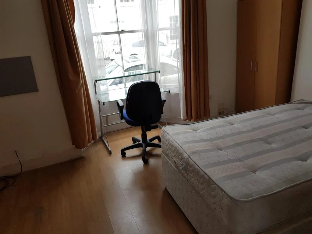4 bedroom terraced house for rent