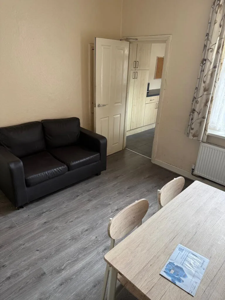 4 bedroom terraced house for rent