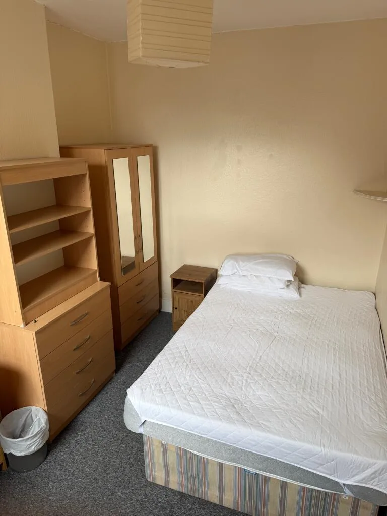 4 bedroom terraced house for rent