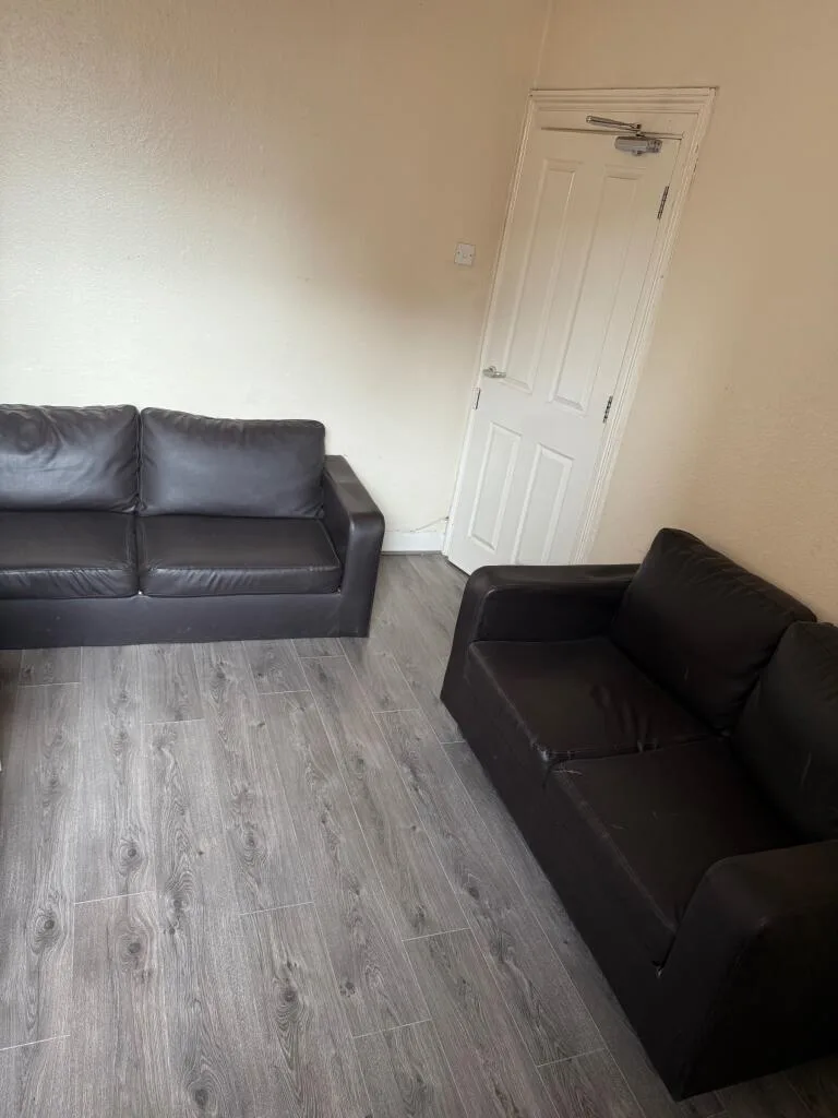 4 bedroom terraced house for rent