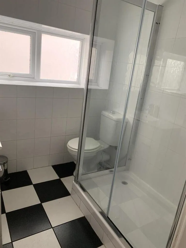 4 bedroom flat for rent