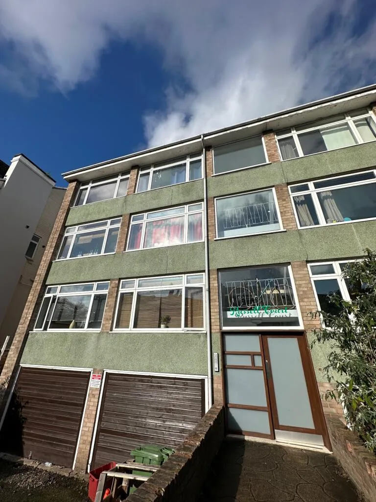 4 bedroom flat for rent