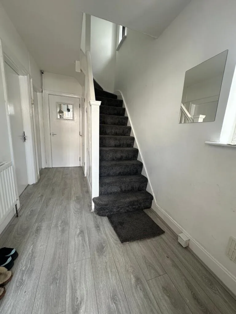 4 bedroom semi-detached house for rent