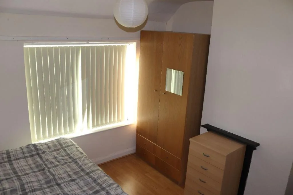 4 bedroom semi-detached house for rent