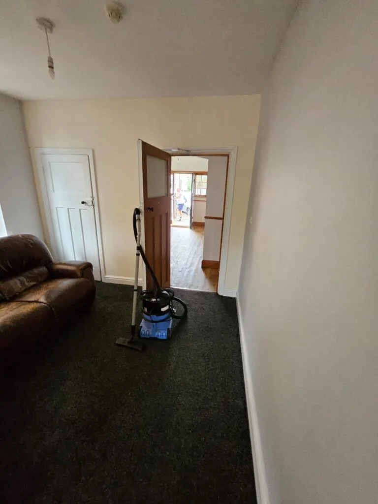5 bedroom terraced house for rent