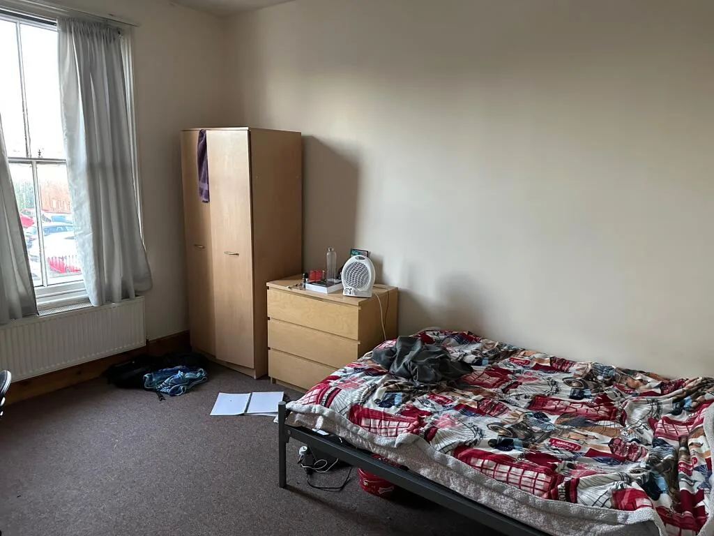 4 bedroom flat for rent