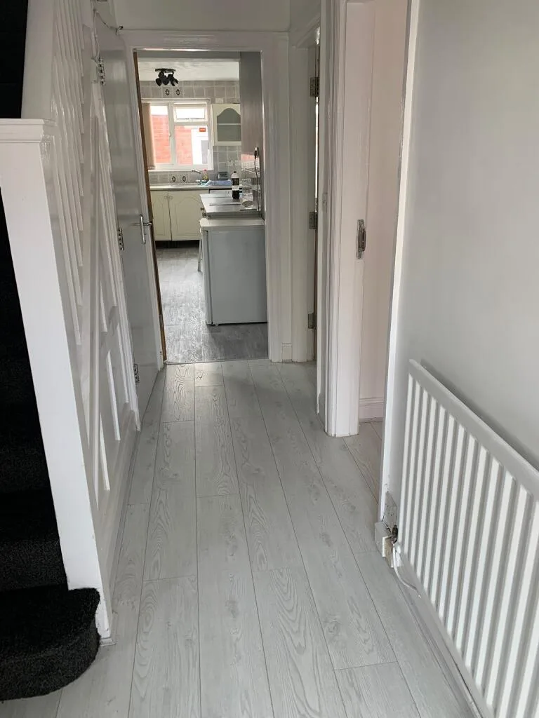 4 bedroom semi-detached house for rent