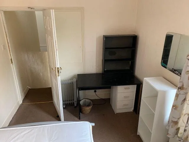 5 bedroom terraced house for rent