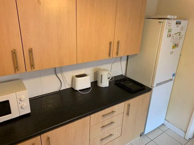 5 bedroom terraced house for rent